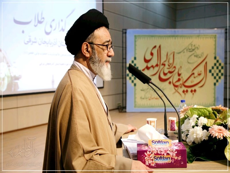 عمامه گذاری طلاب استان آذربایجان شرقی