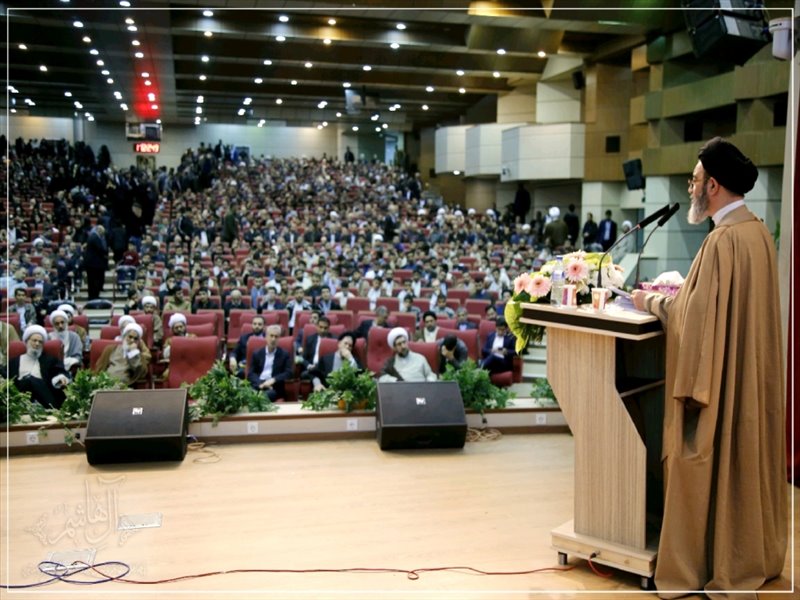 عمامه گذاری طلاب استان آذربایجان شرقی