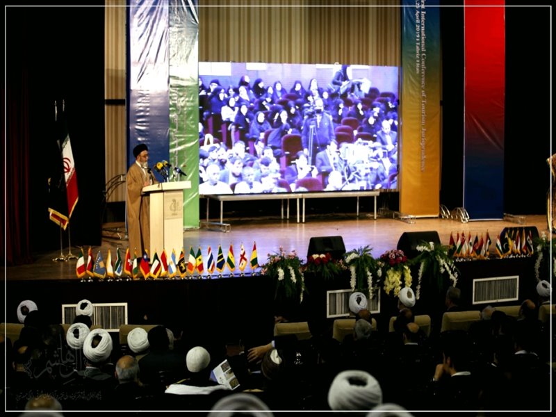 همایش بین‌المللی «فقه گردشگری» در تبریز آغاز به کار کرد