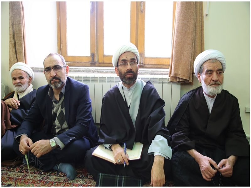 حضور در جلسه امتحانی طلاب مدرسه علوم دینی طالبیه