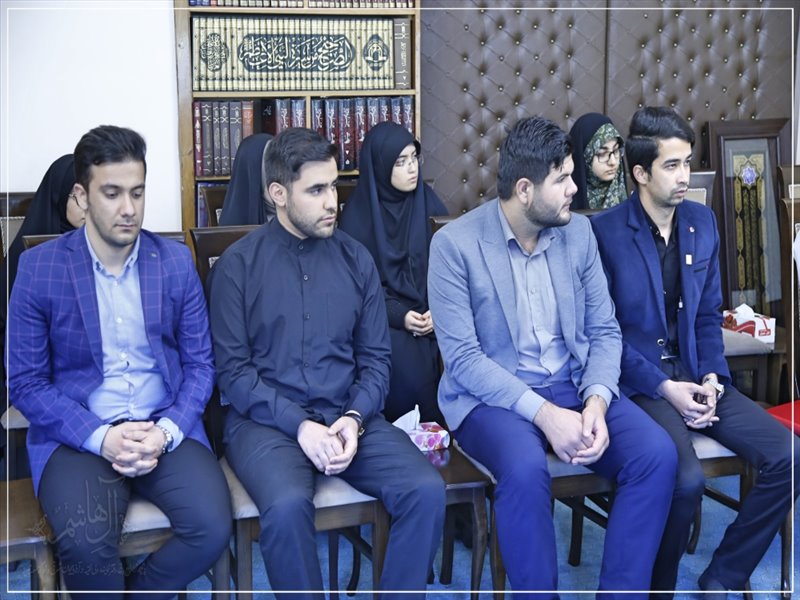 دیدار دانشجویان بسیجی دانشگاه فرهنگیان با امام جمعه تبریز