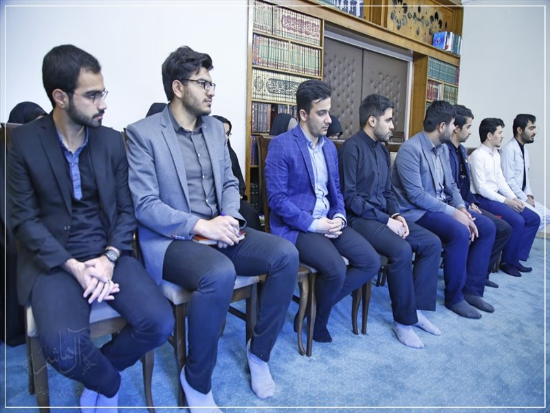 دیدار دانشجویان بسیجی دانشگاه فرهنگیان با امام جمعه تبریز