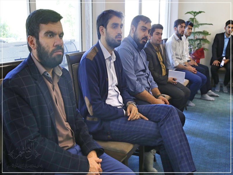 دیدار دانشجویان بسیجی دانشگاه فرهنگیان با امام جمعه تبریز