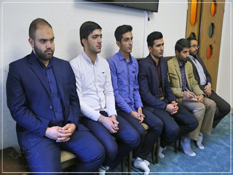 دیدار دانشجویان بسیجی دانشگاه فرهنگیان با امام جمعه تبریز