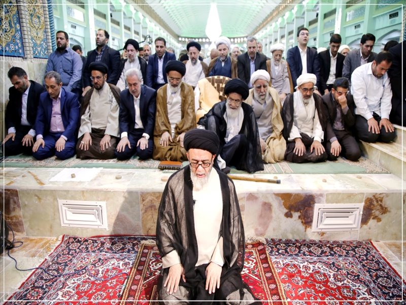 اقامه نماز عید سعید فطر به امامت امام جمعه تبریز