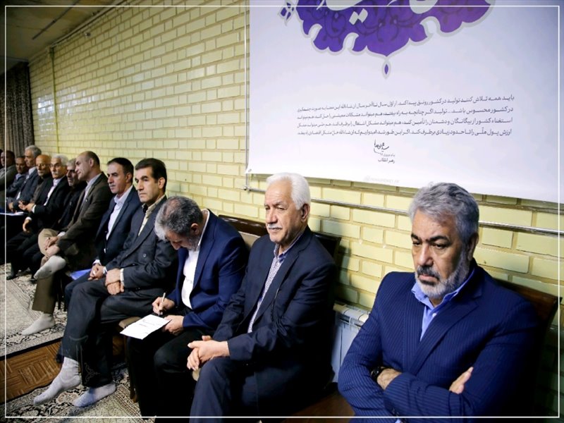 دیدار پیشکسوتان ارتش با نماینده ولی فقیه در استان