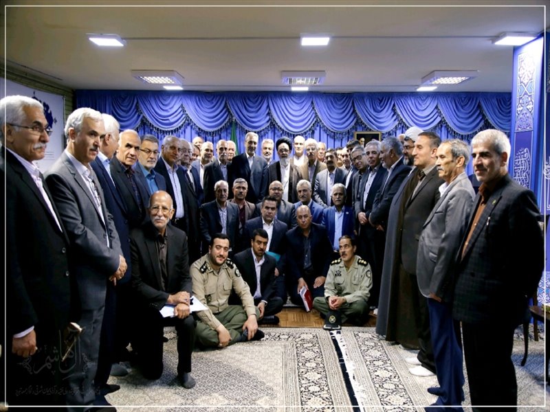 دیدار پیشکسوتان ارتش با نماینده ولی فقیه در استان