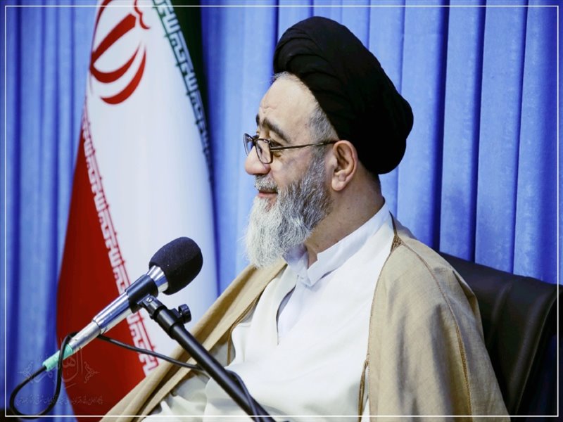 از اساتید بسیجی و نمونه جشنواره تراز انقلاب تجلیل به عمل آمد؛