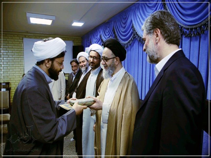 از اساتید بسیجی و نمونه جشنواره تراز انقلاب تجلیل به عمل آمد؛