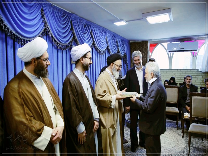 از اساتید بسیجی و نمونه جشنواره تراز انقلاب تجلیل به عمل آمد؛