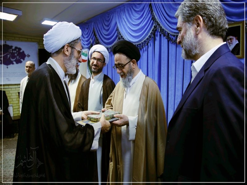 از اساتید بسیجی و نمونه جشنواره تراز انقلاب تجلیل به عمل آمد؛