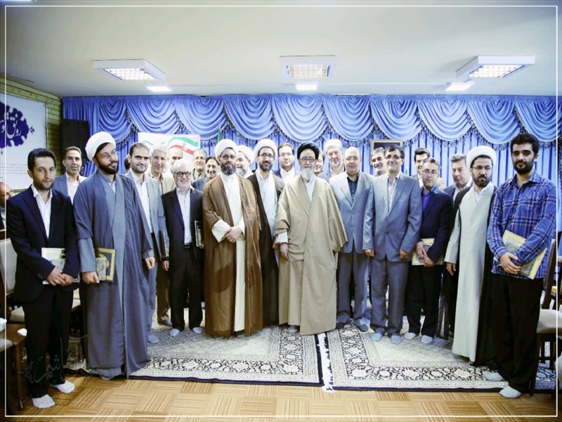 از اساتید بسیجی و نمونه جشنواره تراز انقلاب تجلیل به عمل آمد؛