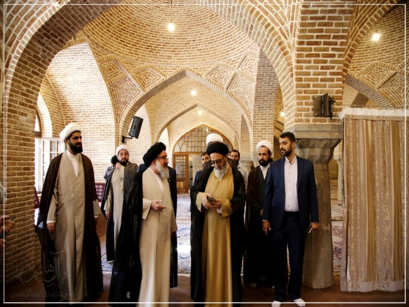 بازدید از مدارس علوم دینی خواهران و برادران تبریز