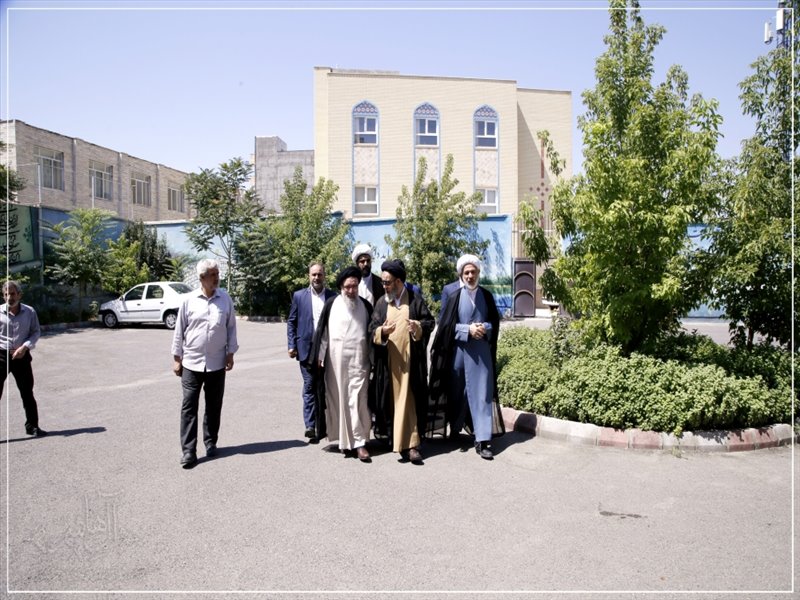 بازدید از مدارس علوم دینی خواهران و برادران تبریز