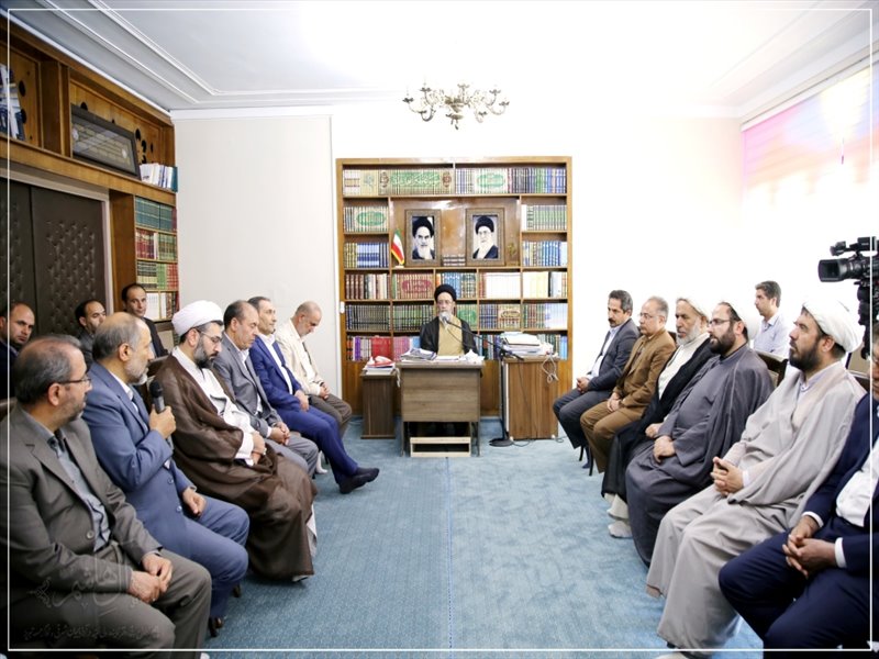 دیدار عوامل اجرایی همایش ملی شهر پایدار و گام دوم انقلاب
