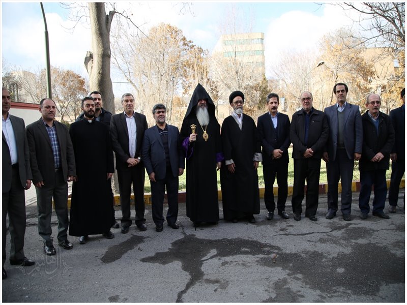 دیدار با خانواده های شاهد و ایثارگر ارامنه تبریز