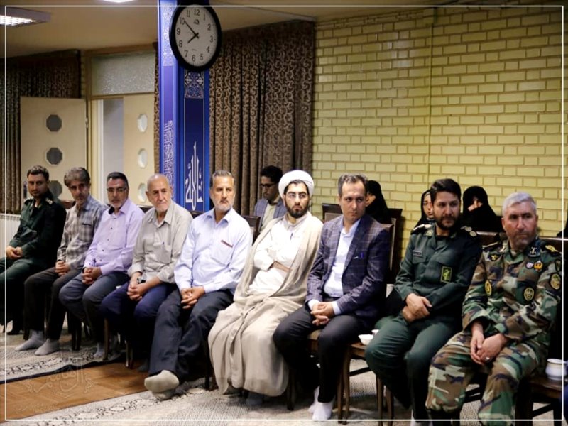 دیدار ائمه جمعه و مسئولان شهرستان مرند و شهر یامچی با نماینده ولی فقیه در استان