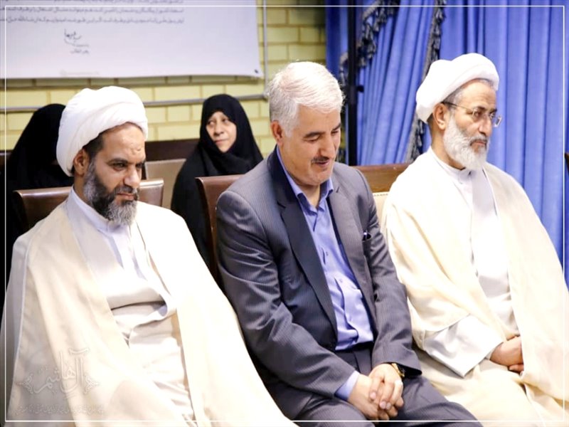 دیدار ائمه جمعه و مسئولان شهرستان مرند و شهر یامچی با نماینده ولی فقیه در استان