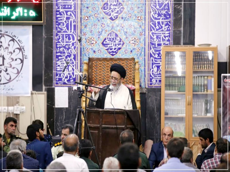 دیدار نماینده ولی فقیه در آذربایجان شرقی با سربازان پادگان ۰۳ عجب شیر