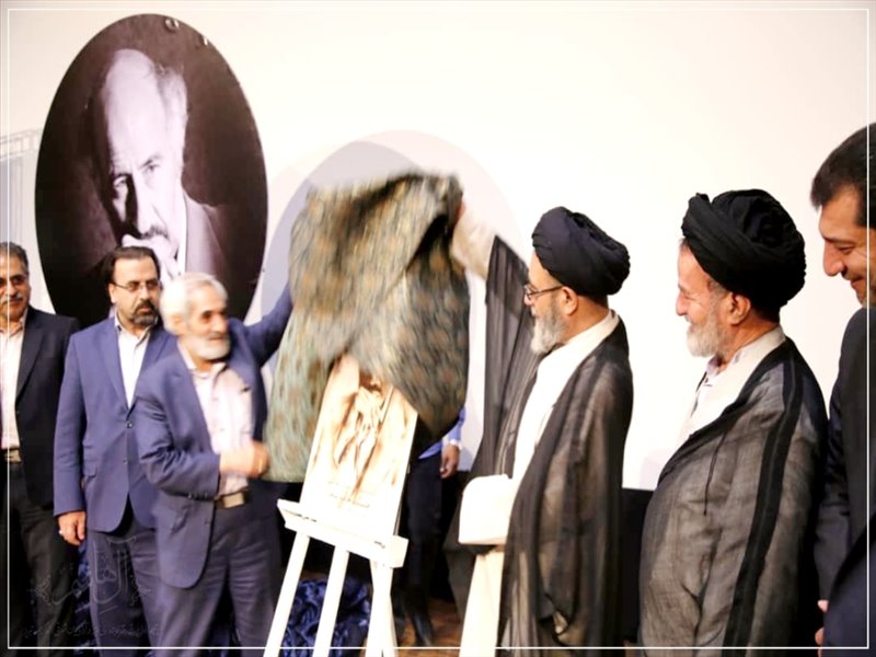 رونمایی و اکران مستند خامه سحار