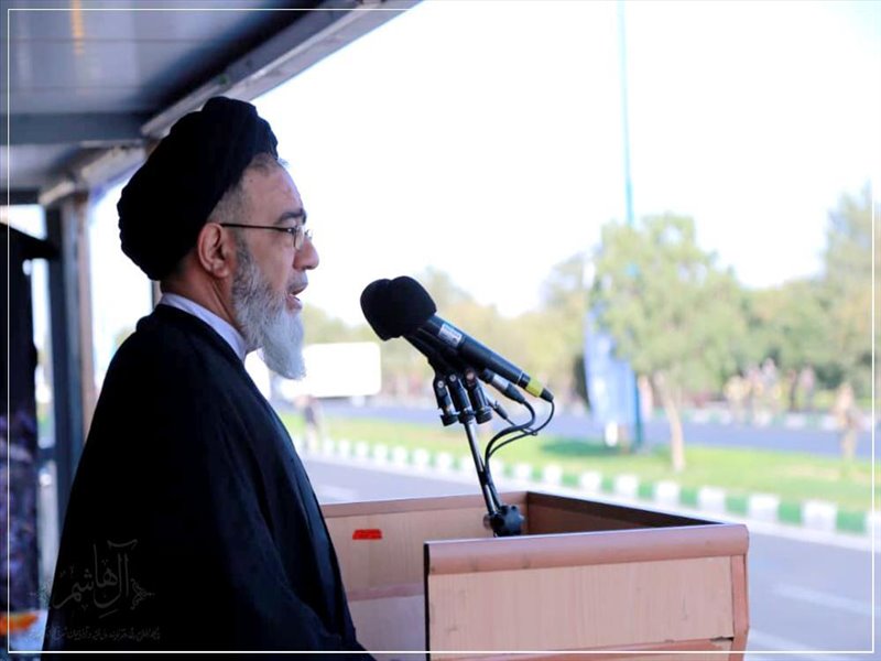 رژه نیروهای مسلح در تبریز
