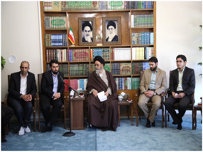 دیدار فعالان فضای مجازی تبریز
