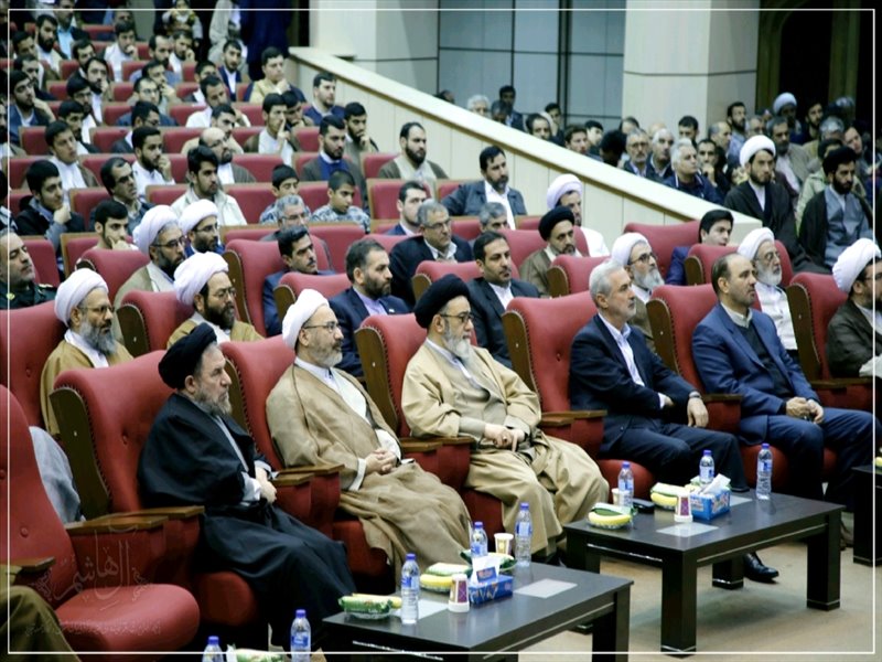 عمامه گذاری طلاب استان آذربایجان شرقی
