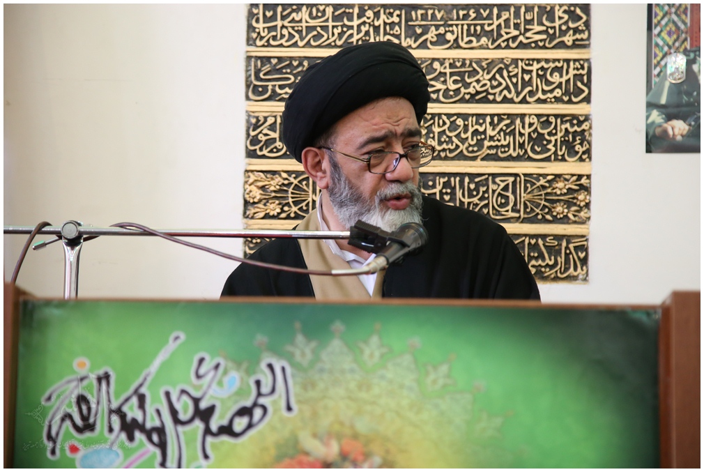 حضور در جلسه امتحانی طلاب مدرسه علوم دینی طالبیه
