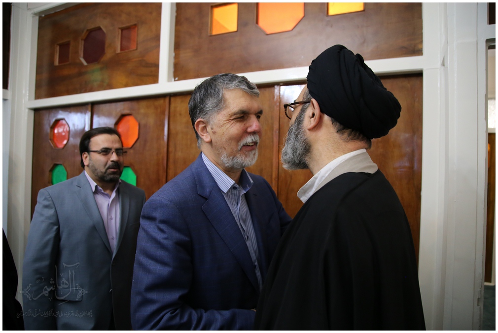 وزیر فرهنگ و ارشاد اسلامی با امام جمعه تبریز دیدار کرد